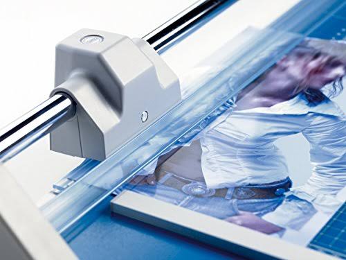 28-1/4x22 Cut Length 20 Sheet Capacity Rolling Trimmer M70210