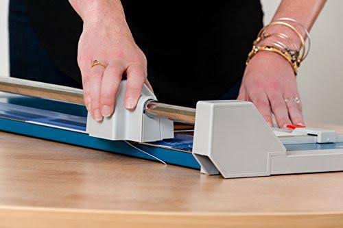 28-1/4x22 Cut Length 20 Sheet Capacity Rolling Trimmer M70210