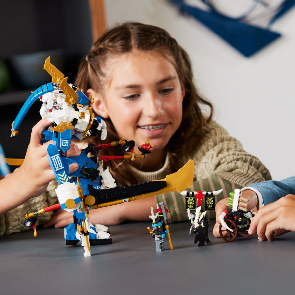 Buildable Action Figure with 5 Minifigures O84840