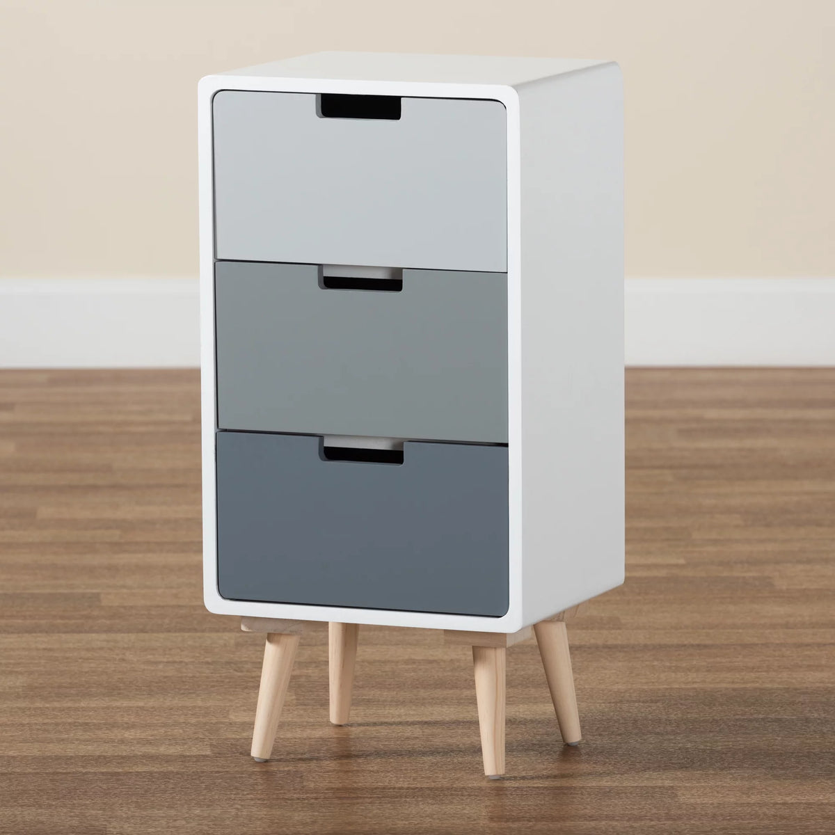 Brown Wood Drawer Chests P825323